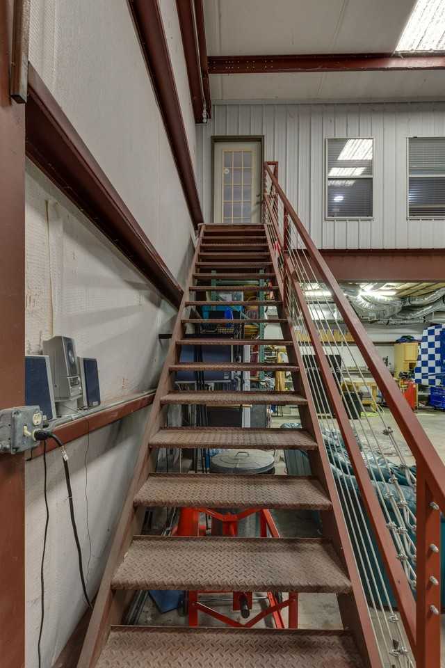 11569 Airway Blvd - Photo 3 of 22