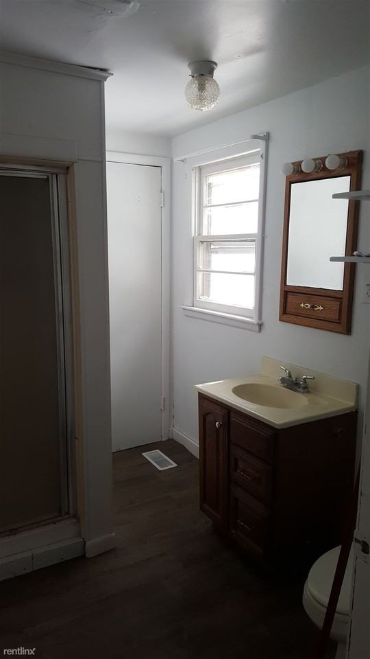 454 W Allegan St - Photo 3 of 3