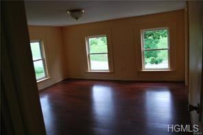 22 Dekay Rd - Photo 3 of 13