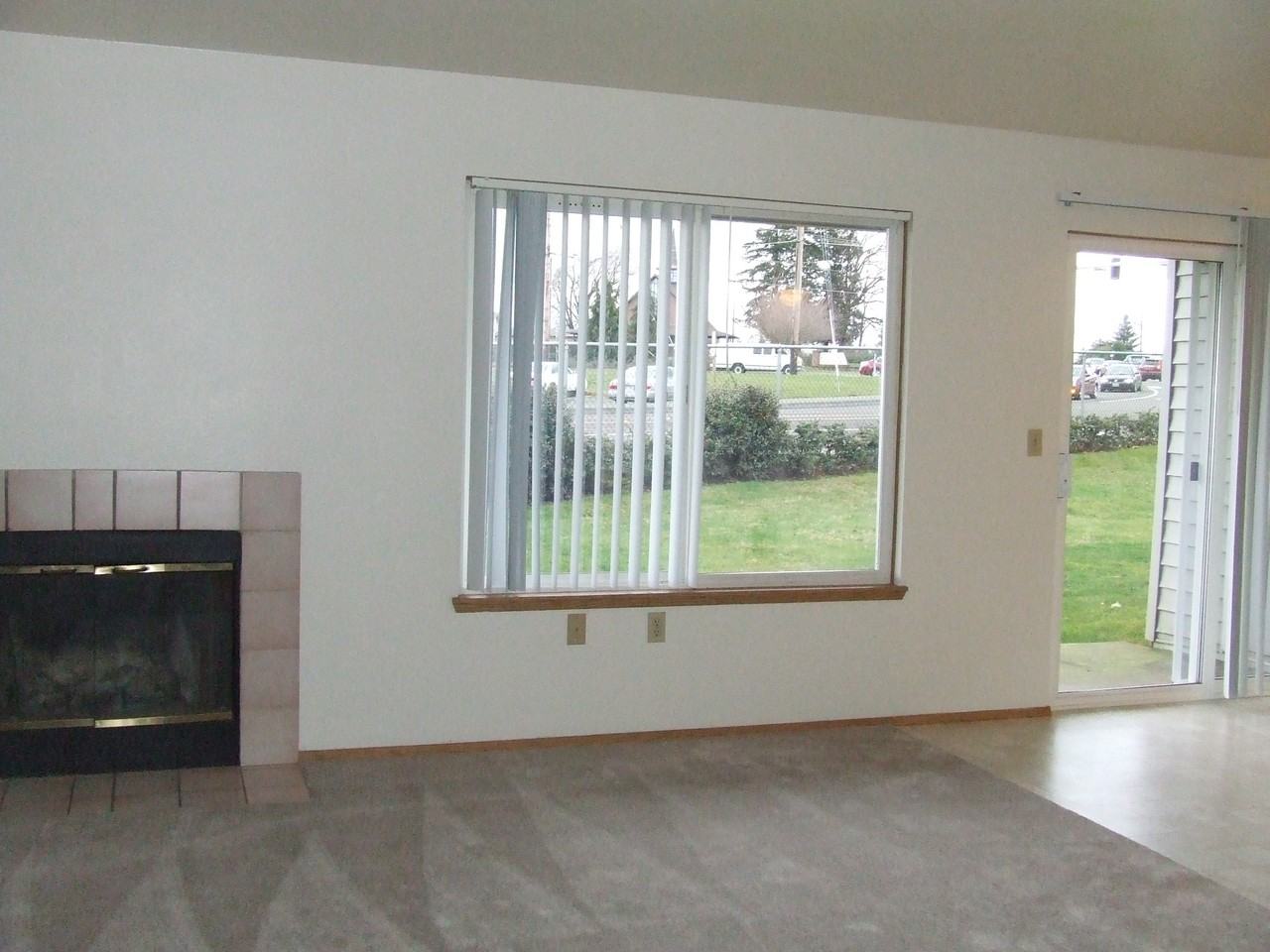 Fernwood Court Apartments - Photo 3 of 14