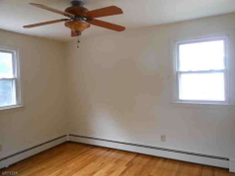 56 Hamburg Turnpike - Photo 3 of 4