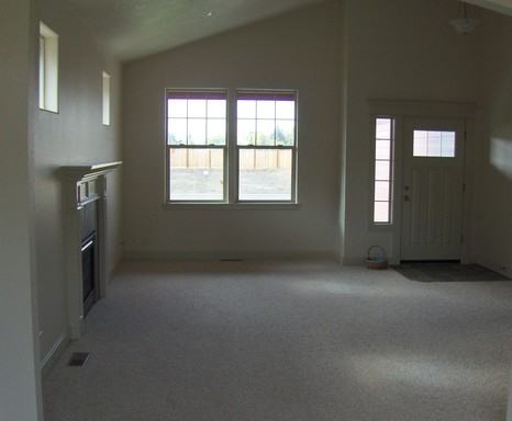 214 SW Quince St - Photo 2 of 6