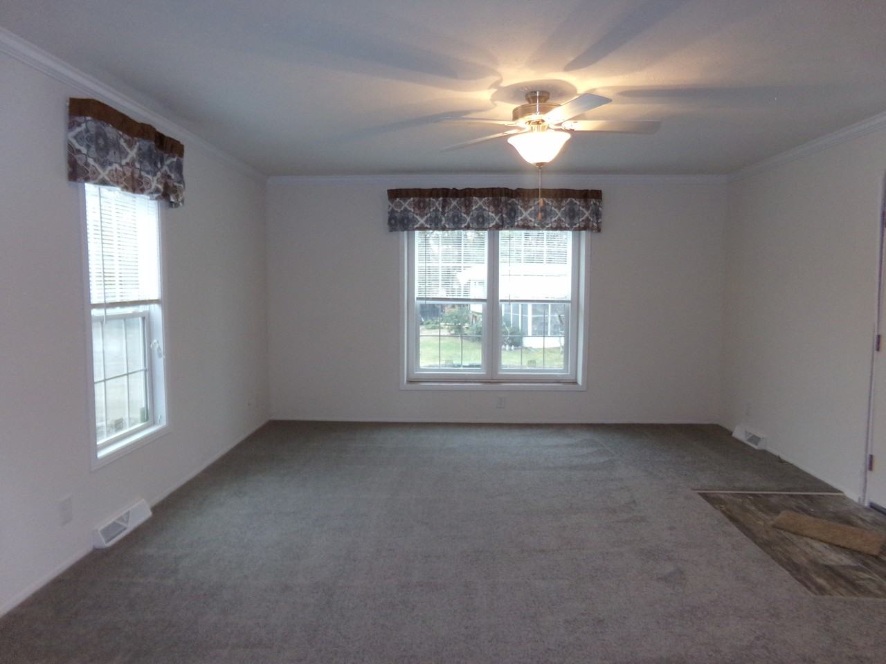 10 Badger Ct - 55+ age qualified community - Photo 3 of 20