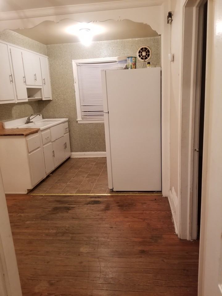 2305 Cloville Ave #2 - Photo 3 of 4