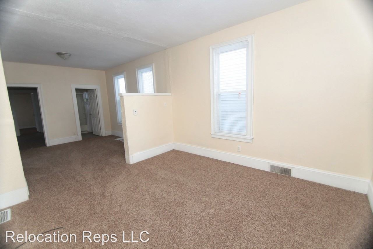 2218 6th Ave - Photo 3 of 19