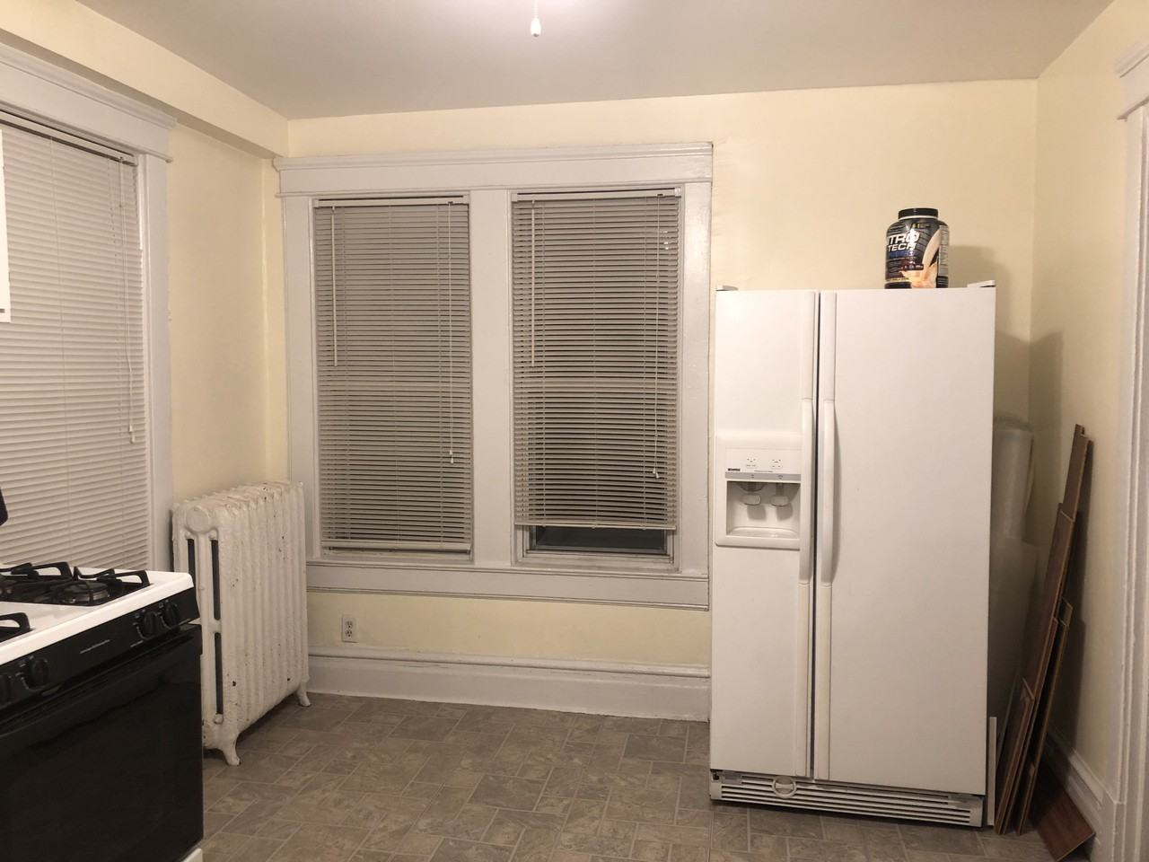 1639 Hone Ave - Photo 2 of 2