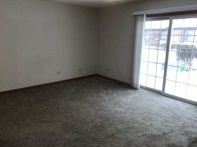 1415 Adams St - Photo 2 of 14