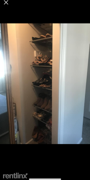 1135 Canterbury Ct - Photo 2 of 9