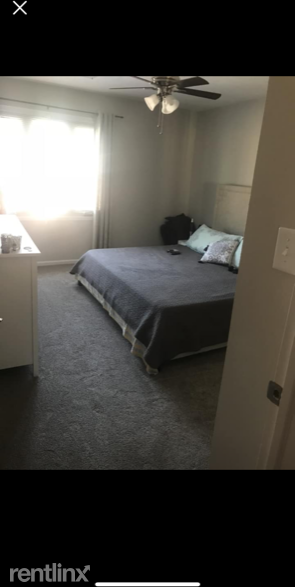 1135 Canterbury Ct - Photo 3 of 9