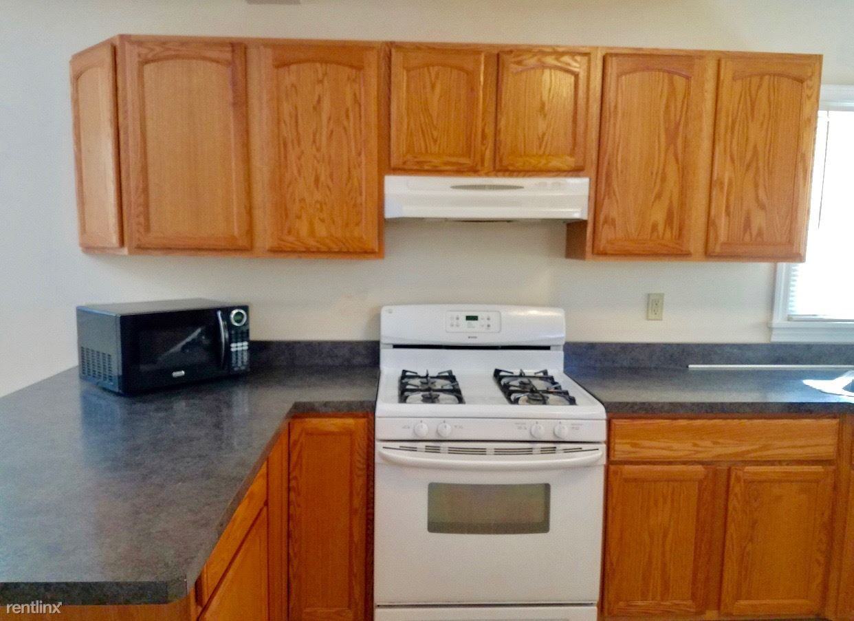 2 Cottonwood Pl - Photo 2 of 7