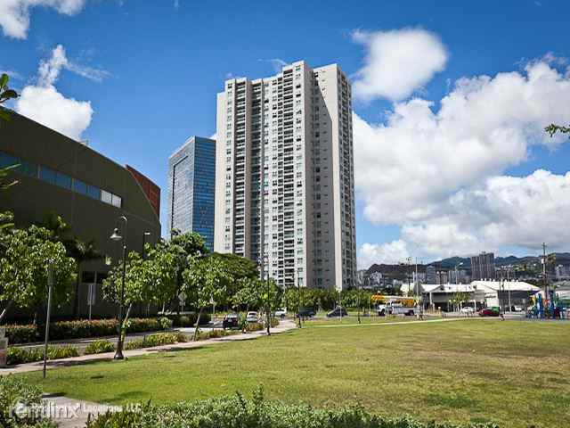 1133 Waimanu Street 311 - Photo 3 of 22