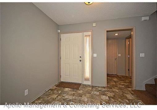 8347 N Kensington Ave - Photo 3 of 17