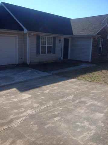 73 Jordan Rd SE - Photo 2 of 28