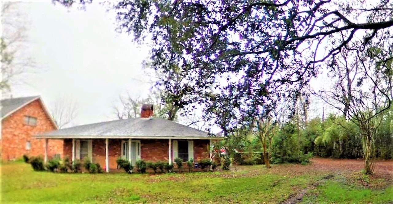 1185 Bayou Paul Ln, Saint Gabriel, LA 70776 3 Bedroom House for 1,250