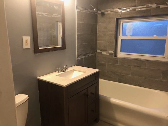 2103 S Harding Ave #2 - Photo 2 of 8