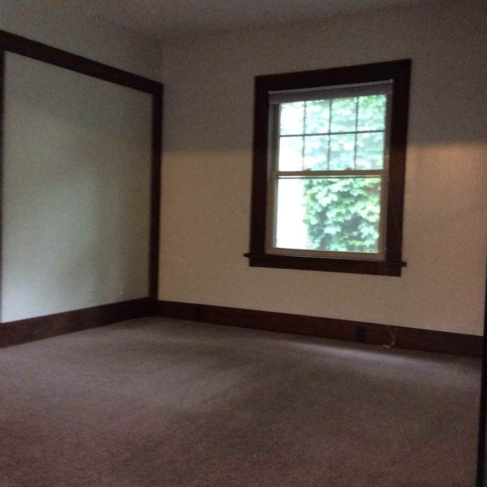 2640 S 13th St - Photo 3 of 12