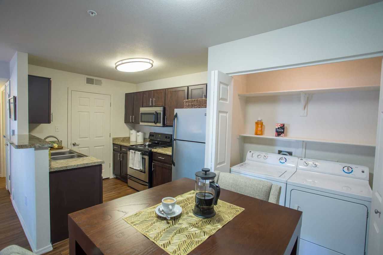 The most inexpensive apartment rentals for rent in Deer Valley,