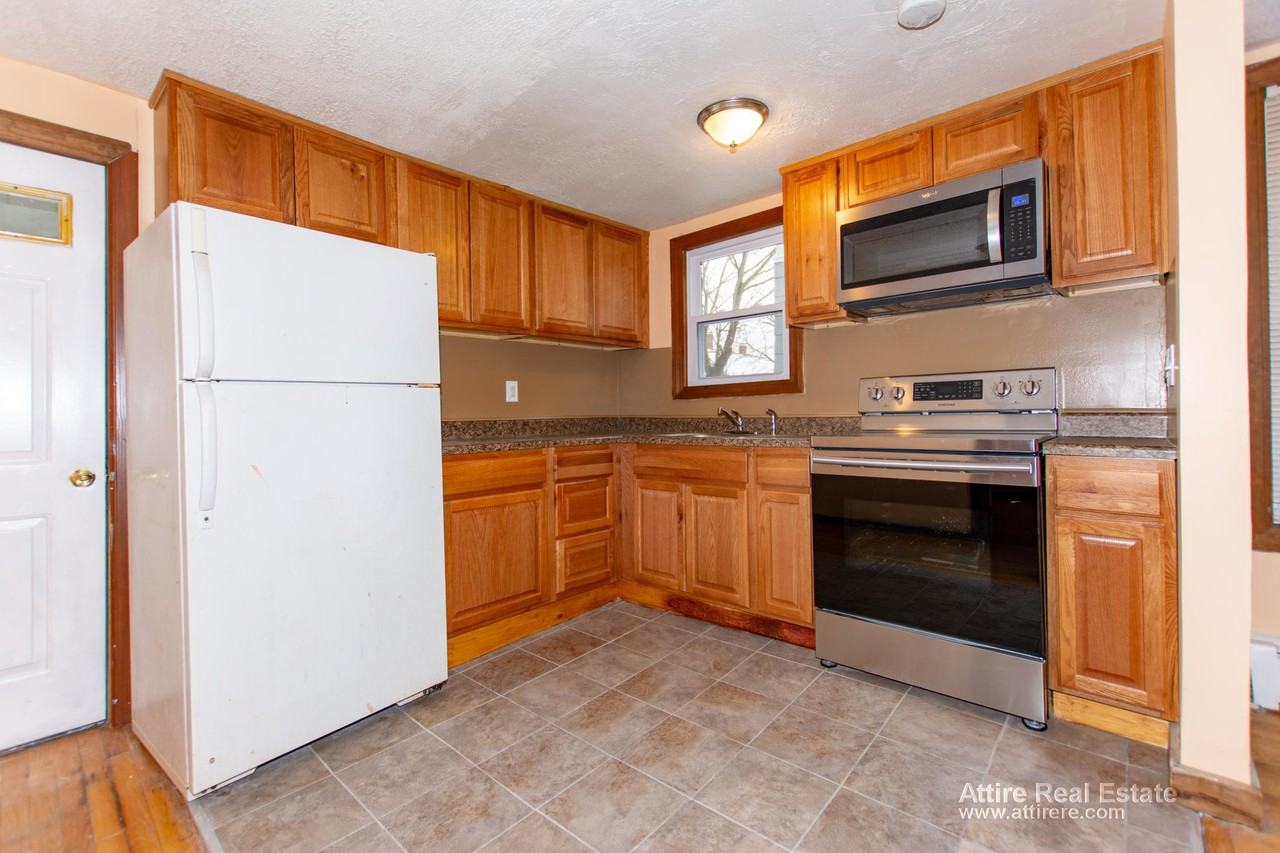 21 Central St #2 - Photo 2 of 9