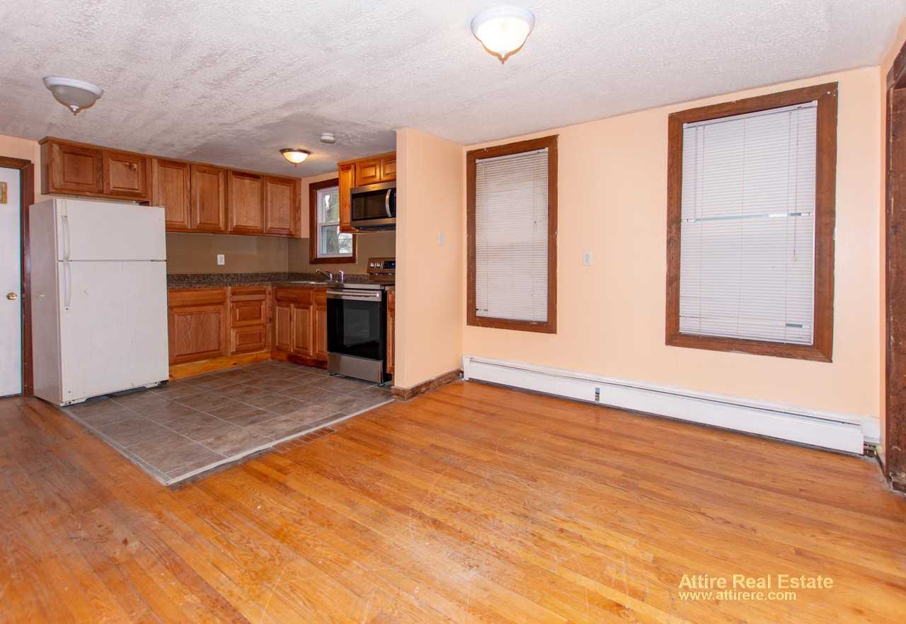 21 Central St #2 - Photo 3 of 9