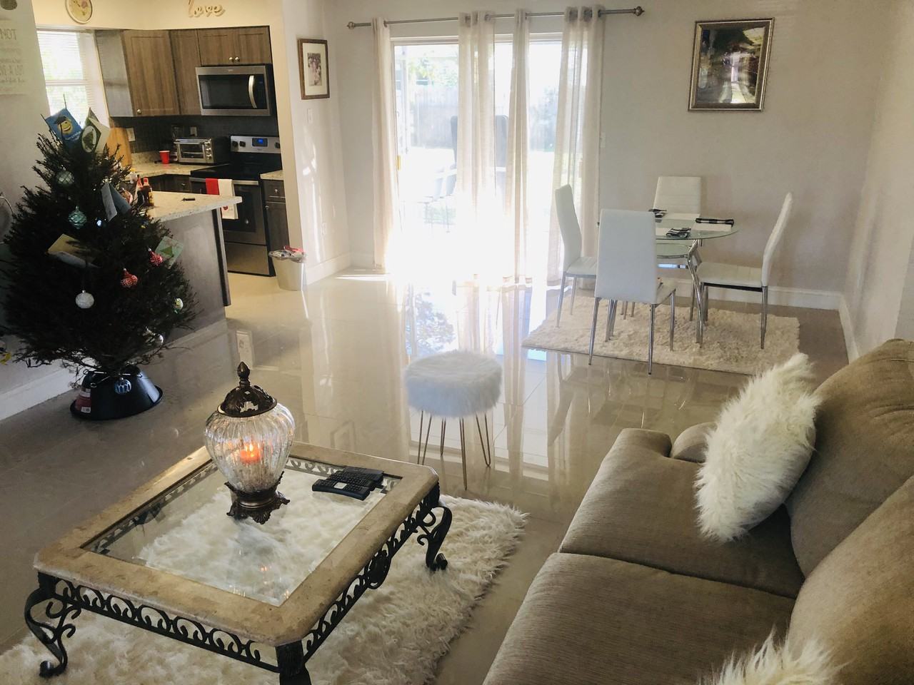 1161 Northwest 78th Avenue - Photo 3 of 17