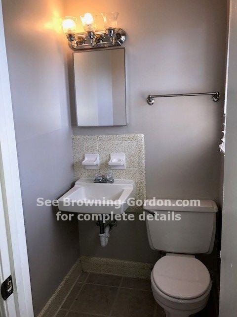 8087 Esterbrook Dr - Photo 3 of 10