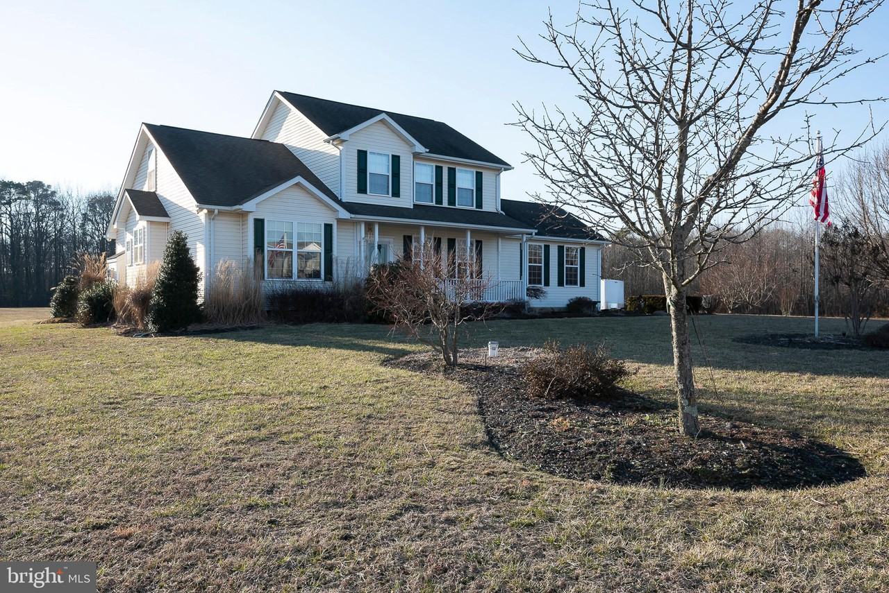 16887 Heritage Hills Ln - Photo 2 of 32