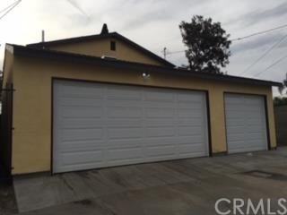 8416 S Hooper Ave - Photo 3 of 10