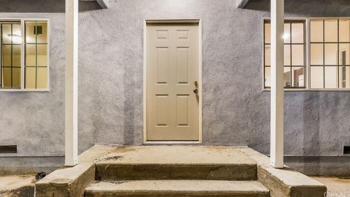 15328 Gerkin Ave - Photo 2 of 11