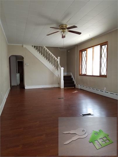 325 West White Street - Photo 3 of 12
