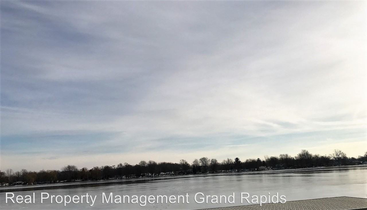 3922 Bell Lake Dr NE - Photo 3 of 4