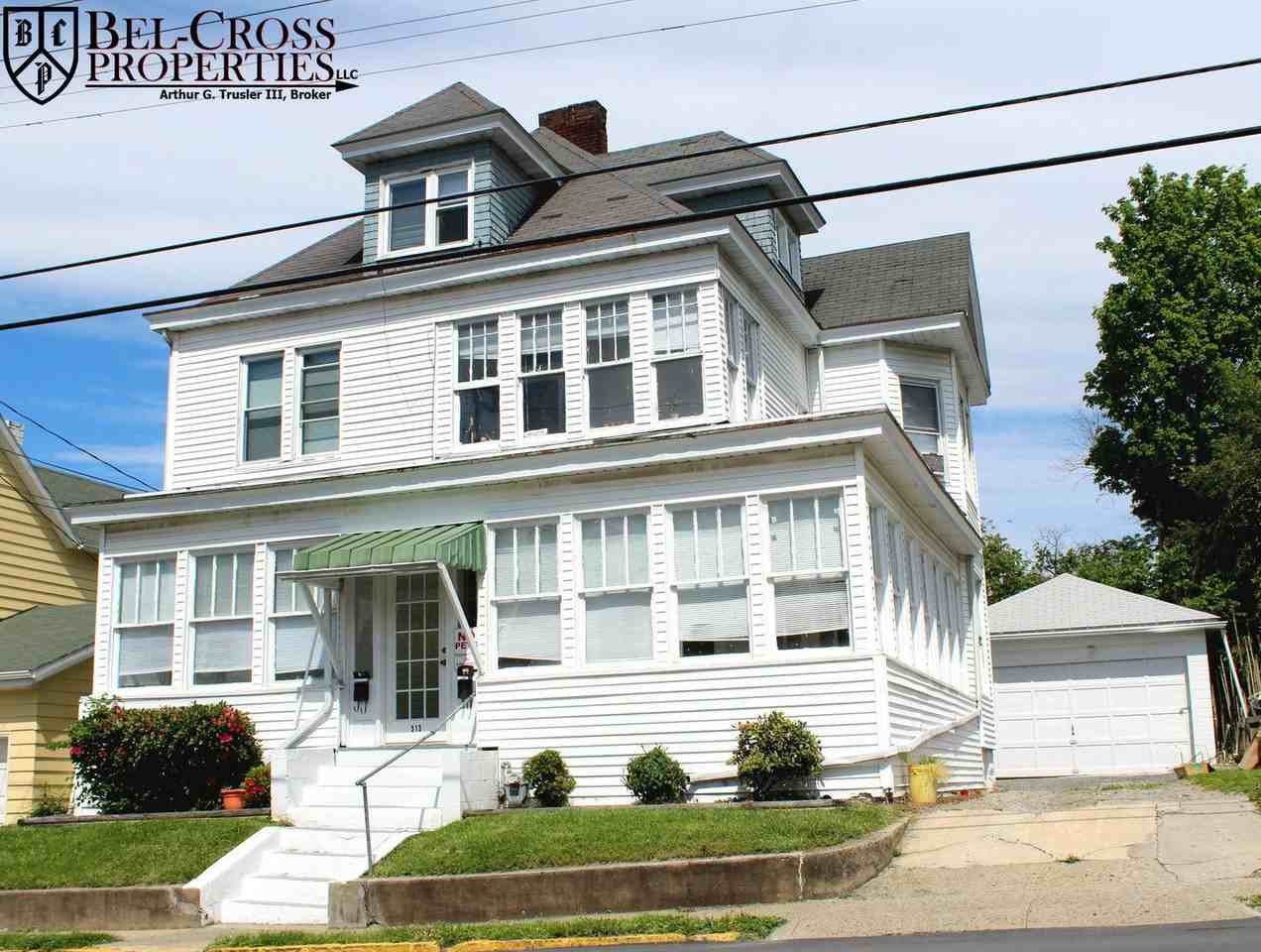 313 Kingwood Street - Photo 2 of 10