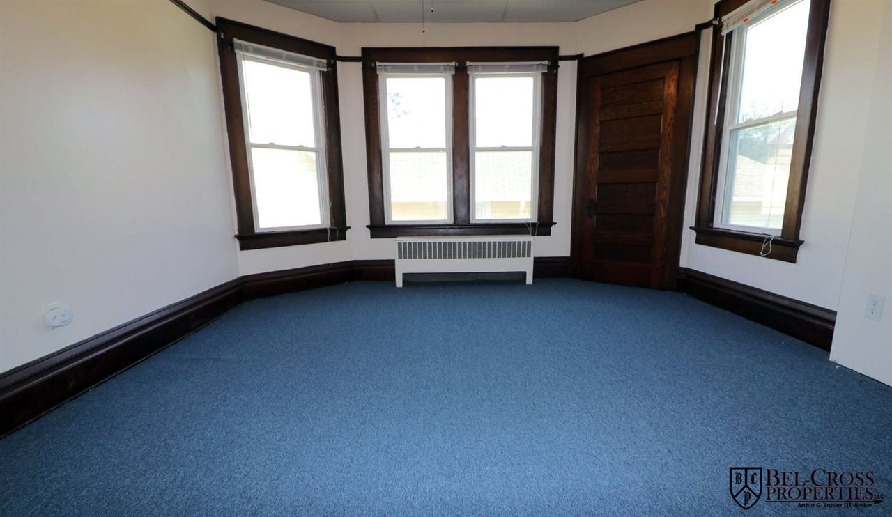 313 Kingwood Street - Photo 3 of 10