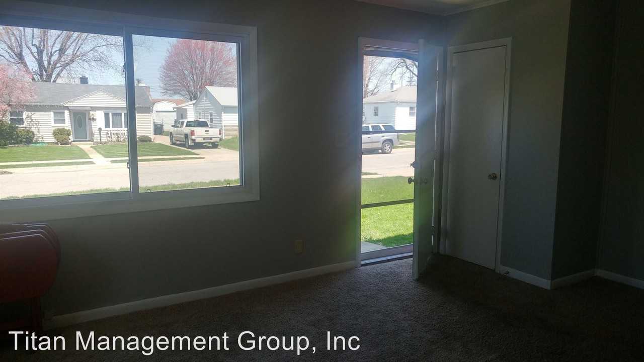 3109 Longlois Dr - Photo 3 of 10