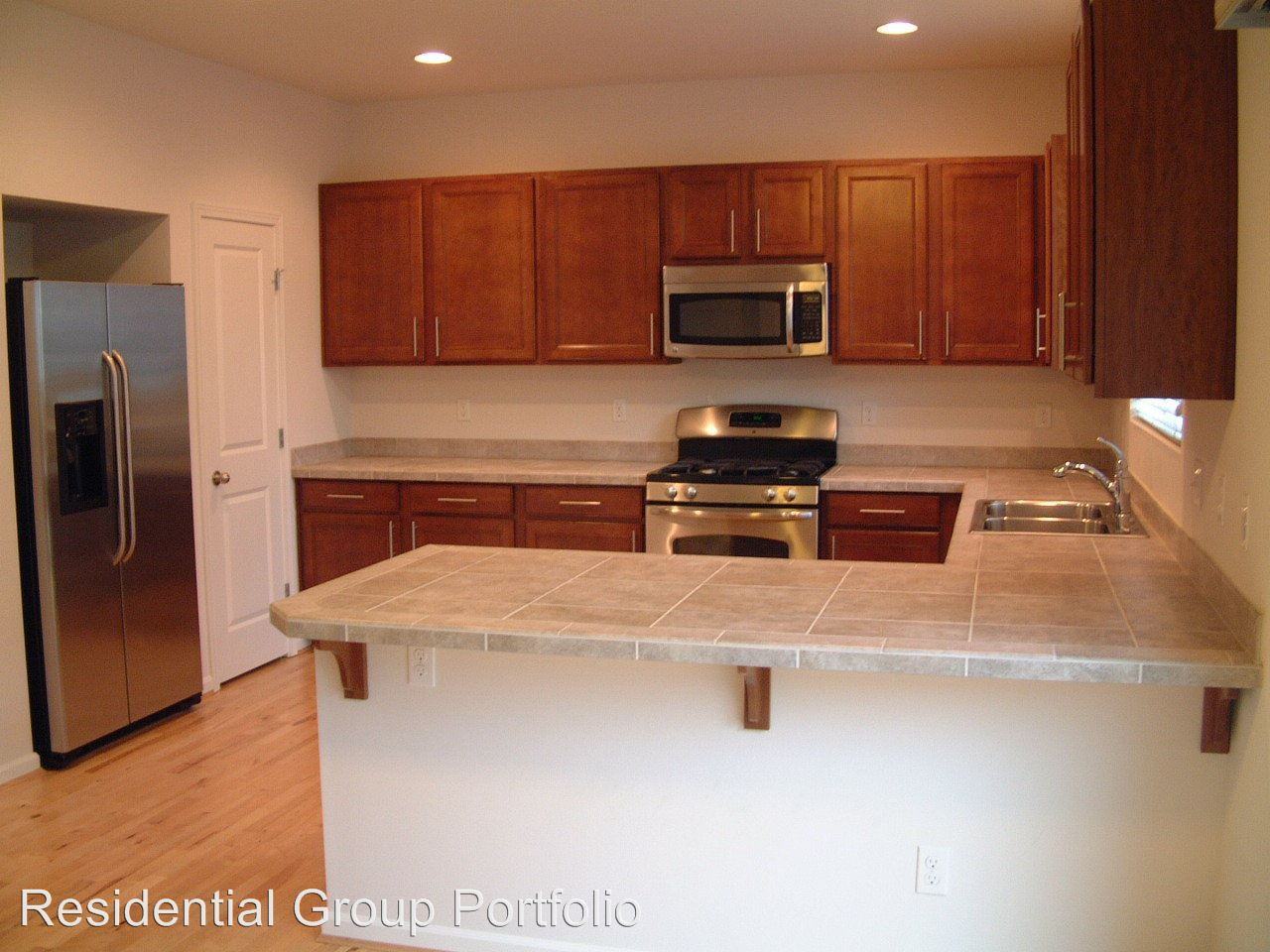 417 125th Pl SE - Photo 3 of 15