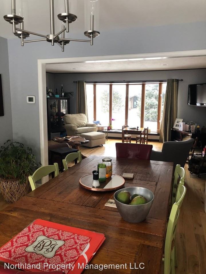 9222 Peninsula Dr - Photo 2 of 14