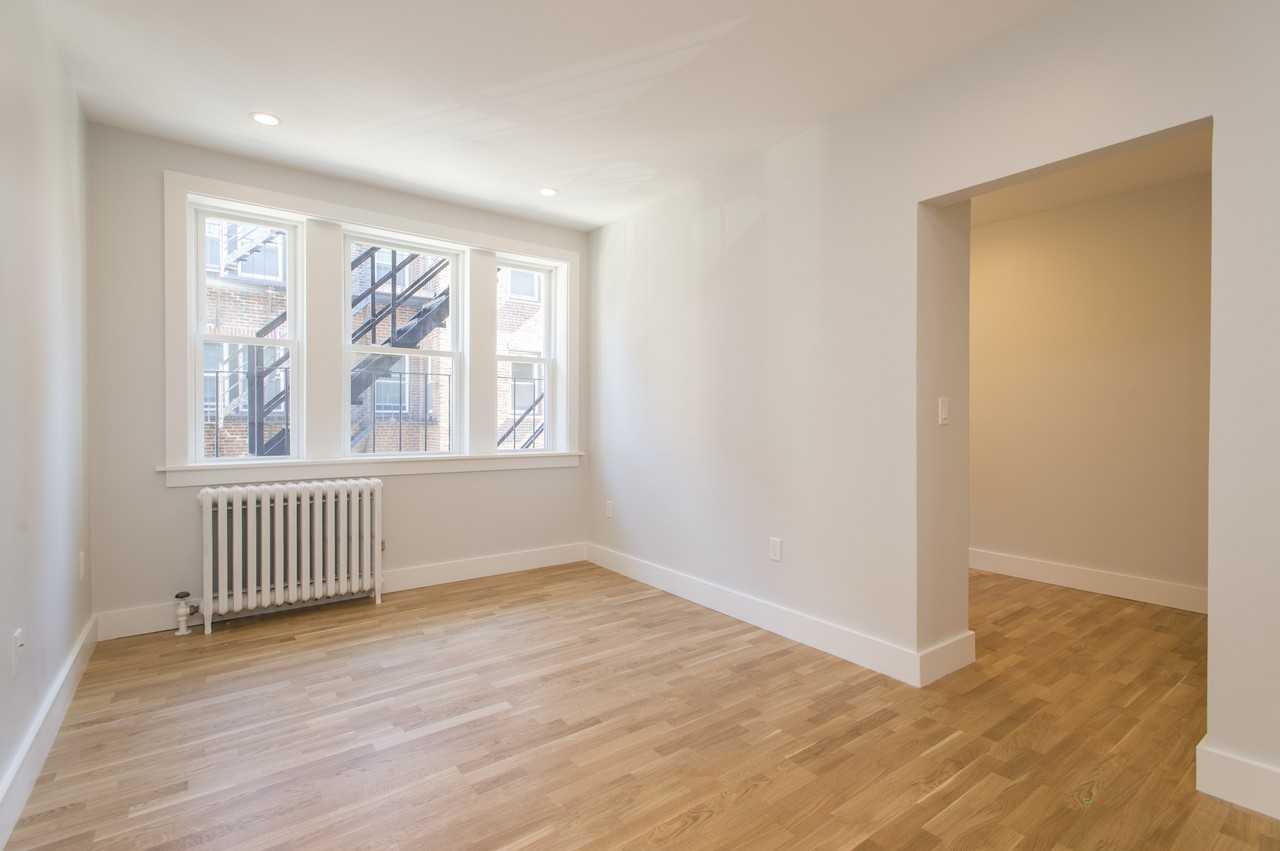 136 & 138 Highland Avenue - Photo 4 of 50