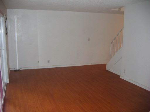 172 Eastmoor Ave - Photo 2 of 8