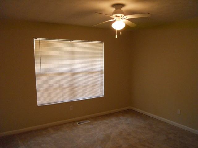 2507 Waldemar Lane - Photo 2 of 7