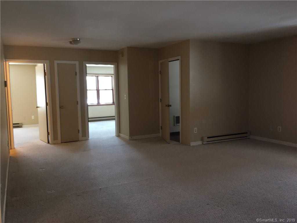 60 Westwood Rd - Photo 3 of 12