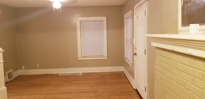 3502 N 42nd St - Photo 3 of 8