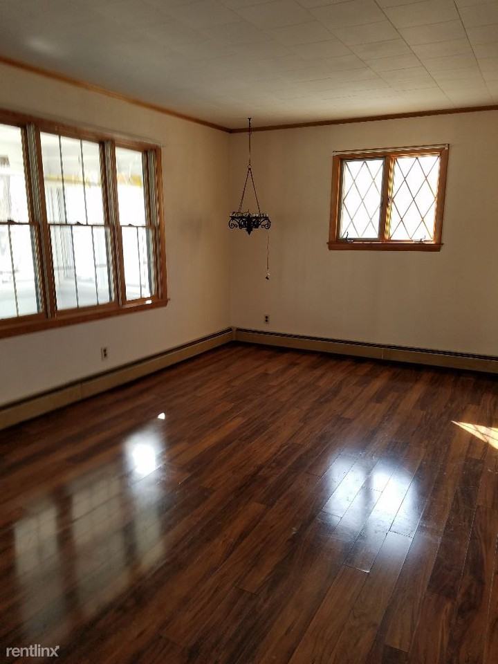 47 Park St - Photo 2 of 17