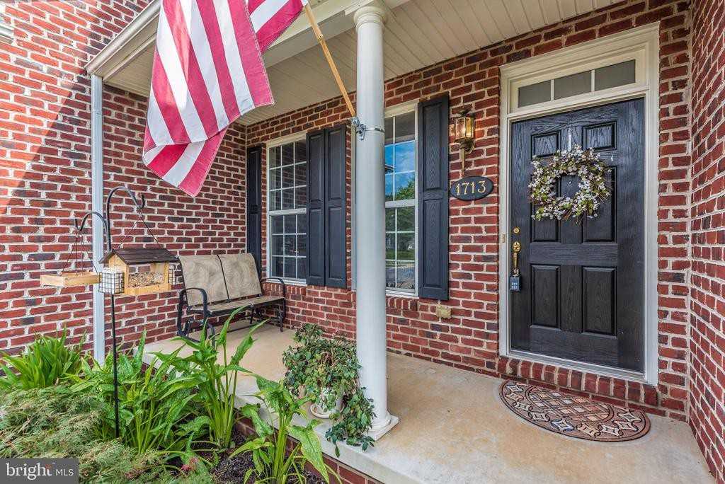 1713 Canal Run Dr - Photo 3 of 29