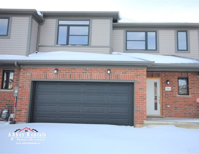 1304 Michael St - Photo 2 of 26