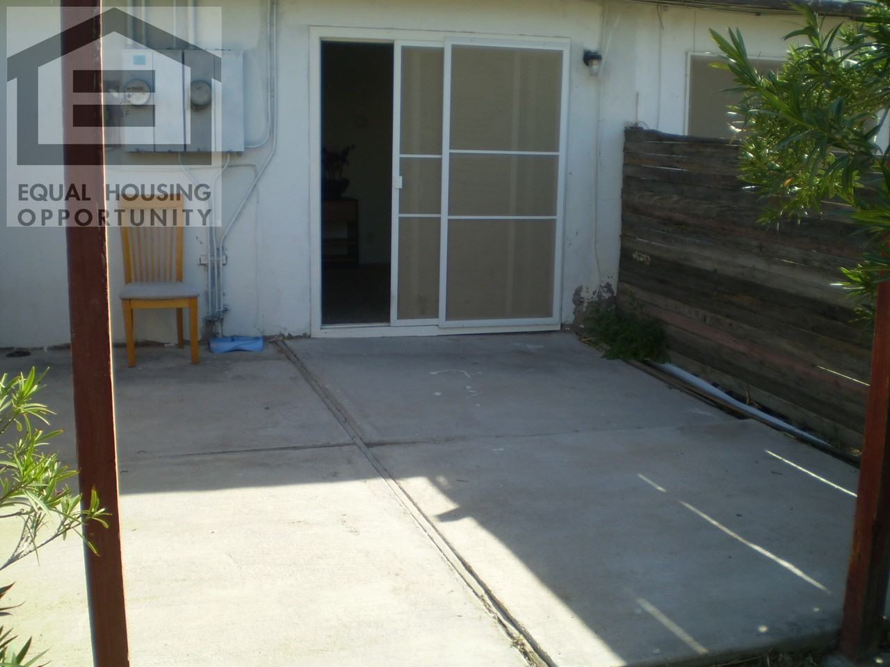 470 East Naples Drive - Photo 3 of 6