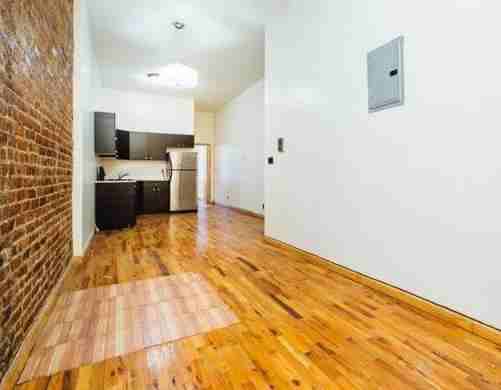 84 George Street #xs