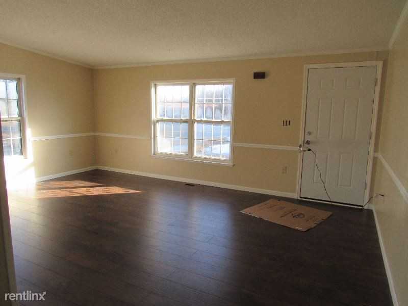 3 Spinsfield Common Rd - Photo 2 of 15