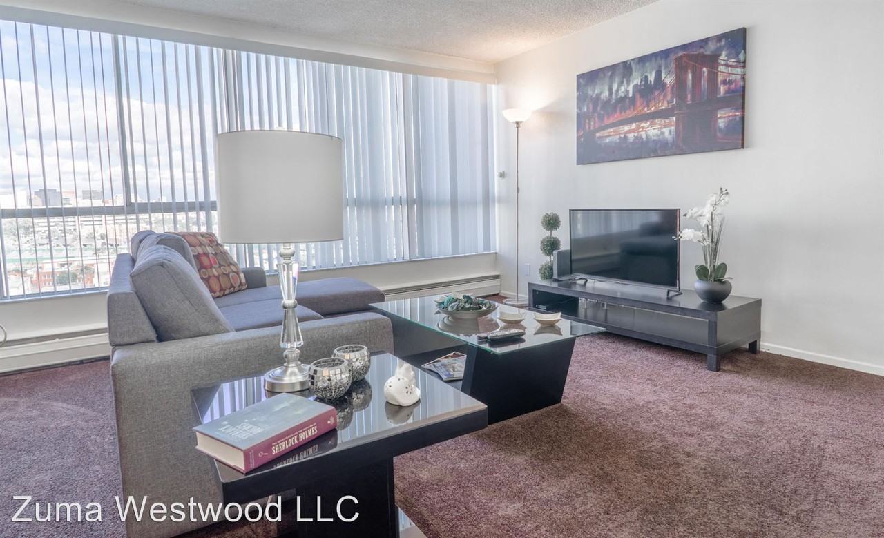 11728 Wilshire  B1010 - Photo 3 of 11