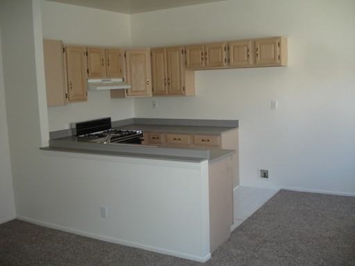 27644 Violin Canyon Rd - Photo 2 of 9