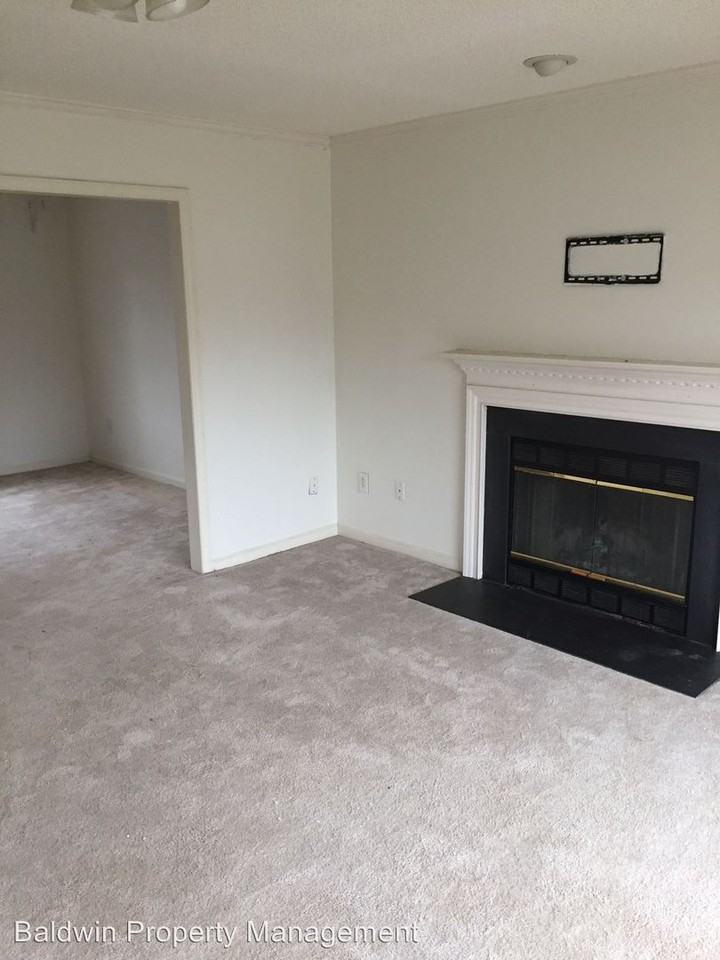 709 Bluffridge Trail - Photo 2 of 11