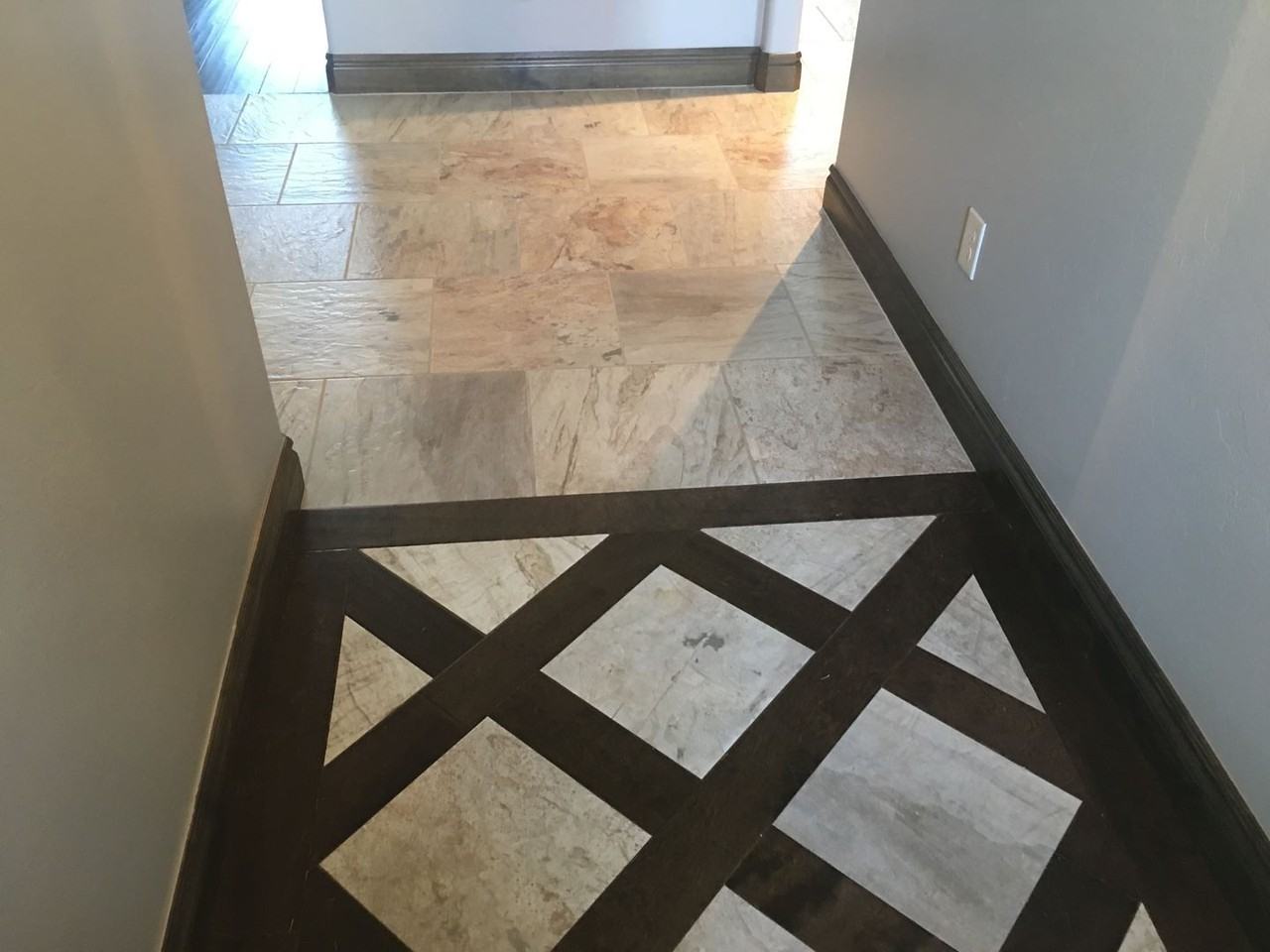 2305 E Thomas Terrace - Photo 2 of 22